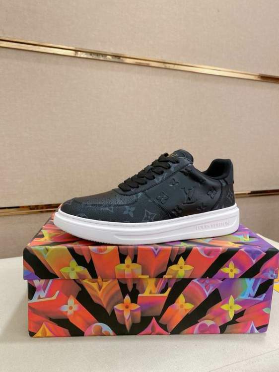 Picture of Louis Vuitton Shoes _SKULVsz38-44hnh038515561
